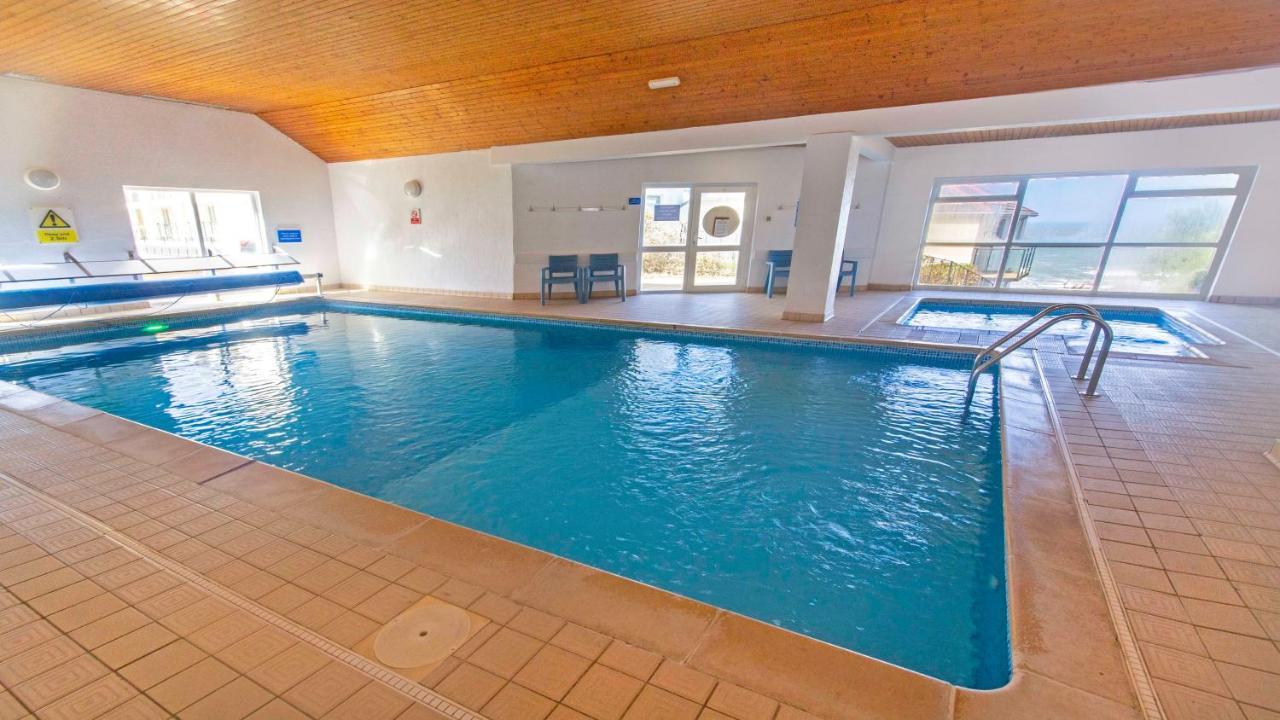 Clifton Court Apt 16 With Indoor Heated Pool & Sea Views 克罗伊德 外观 照片