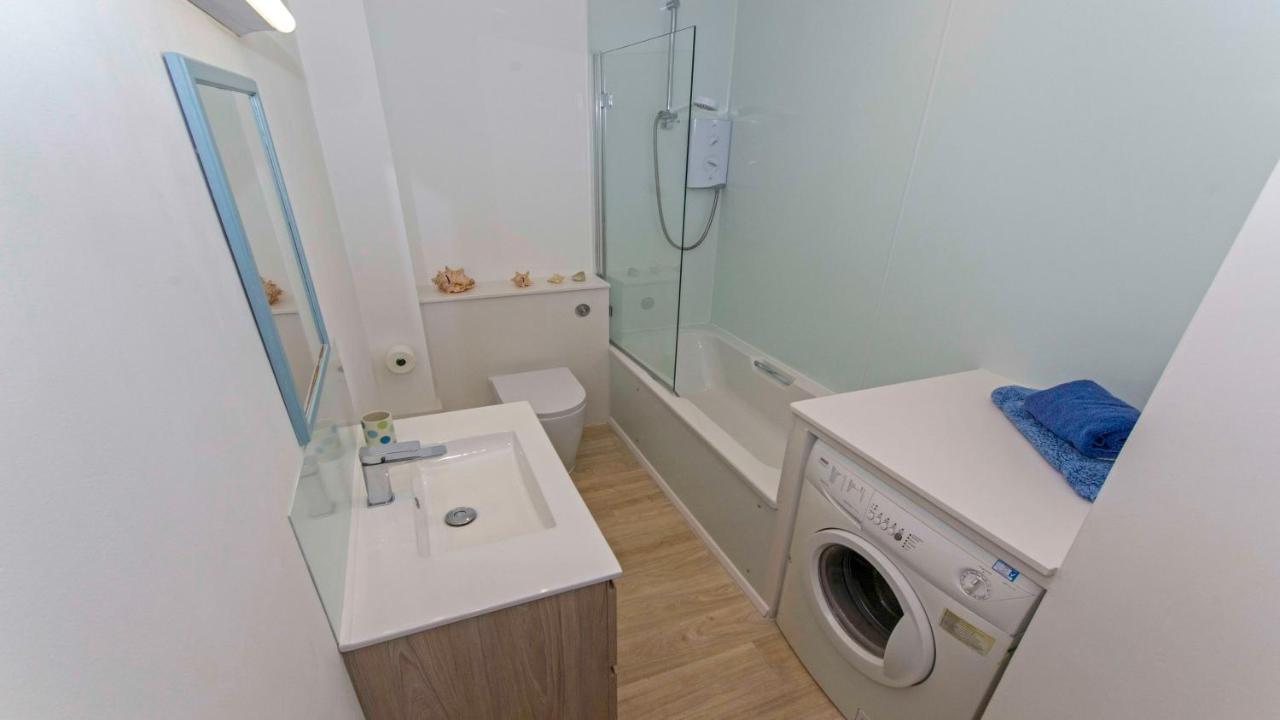 Clifton Court Apt 16 With Indoor Heated Pool & Sea Views 克罗伊德 外观 照片